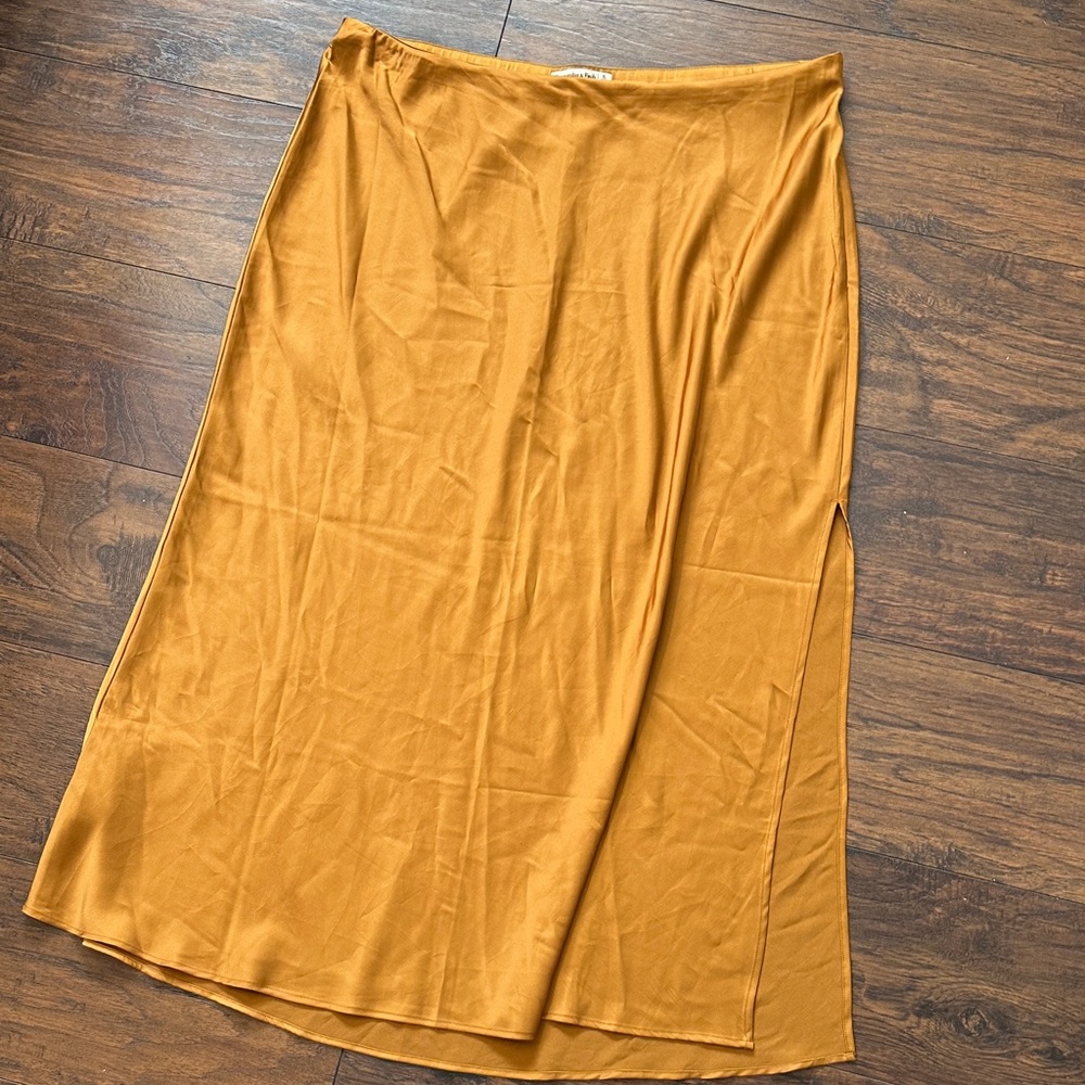 Abercrombie & Fitch Mustard Maxi Skirt